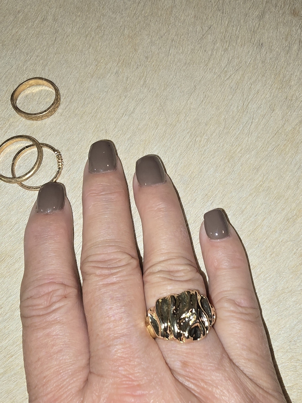 Gold-Tone Sculpted Women's Ring Set - Textured Bands, Size 9 - Picture 3 of 7